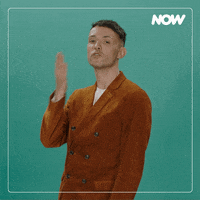 Love Island Kiss GIF by NOWPRESSIRELAND