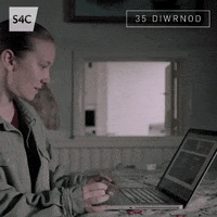 Netflix Want GIF by S4C