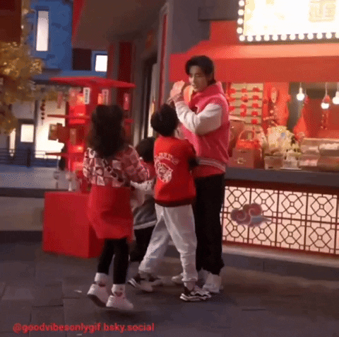 marifanaccount  GIF