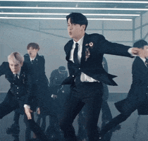 Mv Wonderland GIF by KPopSource