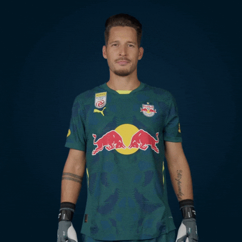 Football Looking GIF by FC Red Bull Salzburg