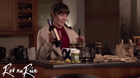 Emma Mess GIF by Ros na Rún