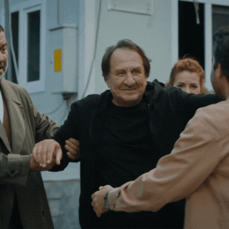 Dizi Sarılma GIF by WASS Medya