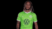 Look Here Reaction GIF by VfL Wolfsburg