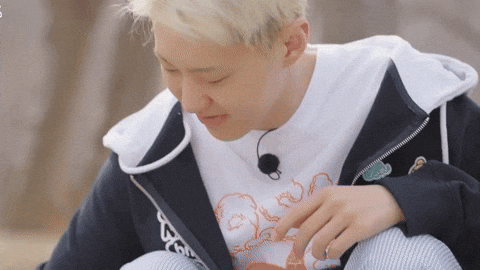 세븐틴 Sleep Face GIF