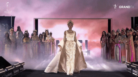 Miss Grand Winner GIF