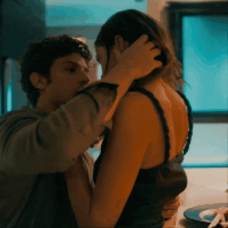 gwtto giphygifmaker GIF