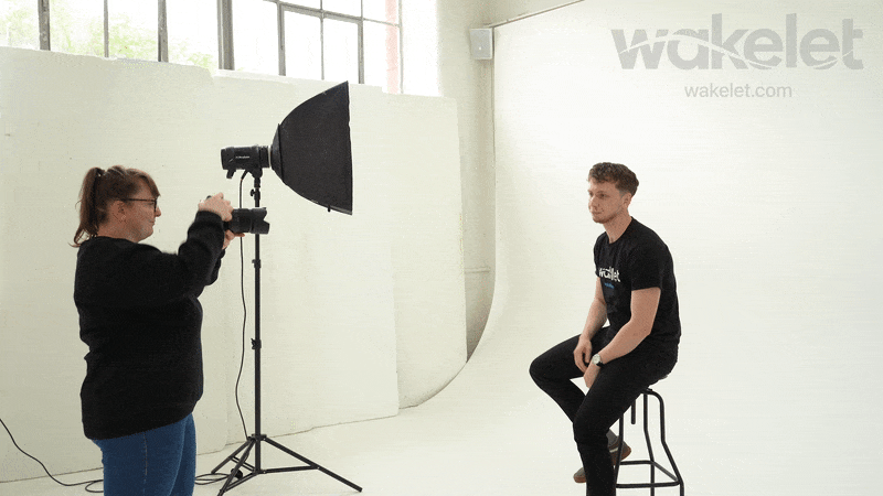 Model Smile GIF by Wakelet