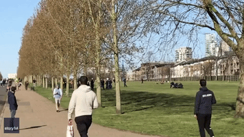 Police Break Up Crowds Flouting Coronavirus Social Distancing Guidelines in London Park