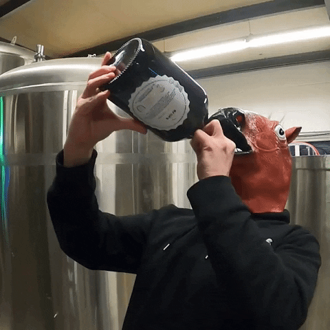 Horse Growler GIF by Bach's Brauerei