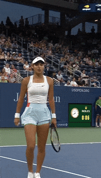 Raducanu To The Bench