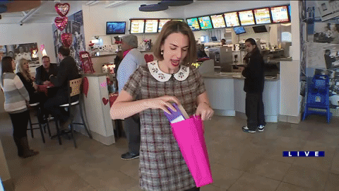 #wgn #valentinesday #wgnvalentinesday GIF by WGN Morning News