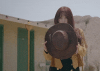Yuqi GIF by (G)I-DLE