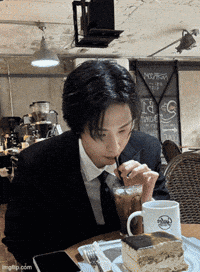 Johnny Araya GIF