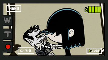 the loud house kiss GIF by Nickelodeon