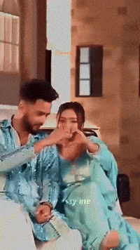 Elvisha Elvishyadav Manisharani GIF