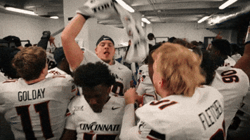 Cincinnati Football GIF by Cincinnati Bearcats