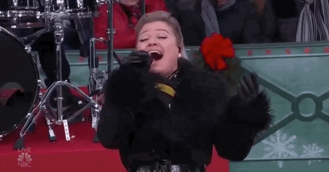 Kelly Clarkson GIF by The 96th Macy’s Thanksgiving Day Parade