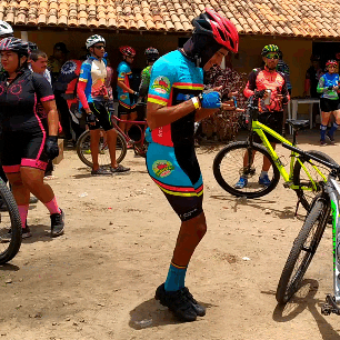 movimento-pedal giphyupload ciclismo dancinha Ciclista GIF