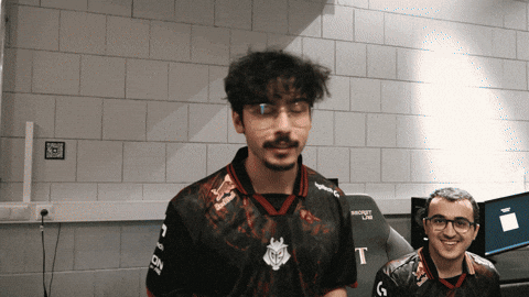 Yapping Explaining GIF by G2 Esports