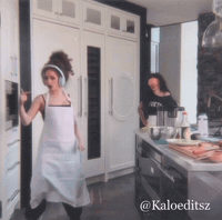 Eliana GIF