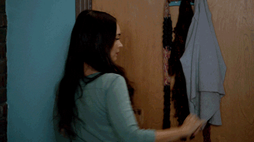 goosebumps walkaway GIF by New Girl