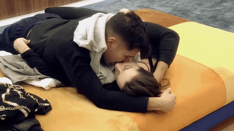 Adara Y Gianmarco GIF by Mediaset España