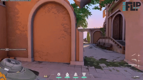 Devorta giphygifmaker breach flash GIF