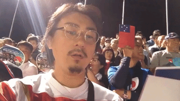 Japanese Rugby Fan Learns to Sing Russian and Samoan Anthem for World Cup