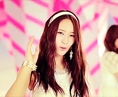 krystal jung GIF