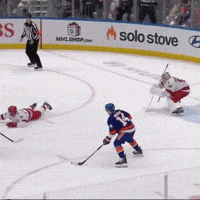 Bo Horvat GIF