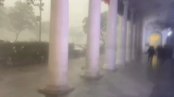 Severe Storm Brings Delhi to a 'Standstill'