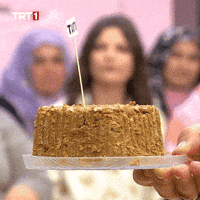 Happy Birthday Win GIF by TRT