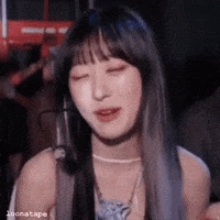Loona Choerry GIF