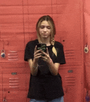 Valencia Giggle GIF by CSDRMS