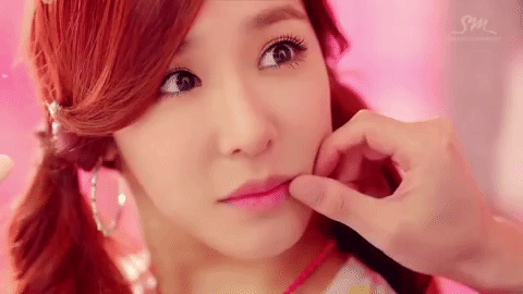 k-pop tiffany GIF