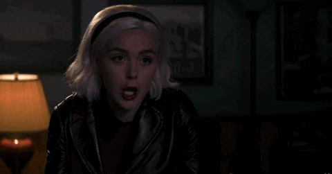 netflixlat giphyupload sabrina caos chilling adventures of sabrina GIF