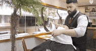 sobrebarba barbershop shaving barboterapia GIF