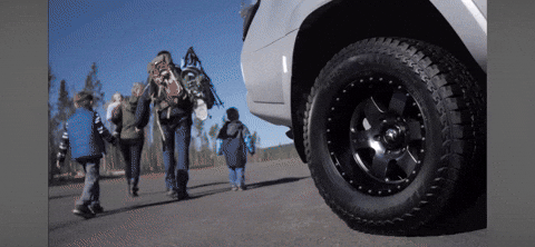 LesSchwab  GIF