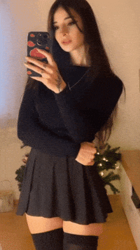 Leyah_chan girl sad beauty twitch GIF