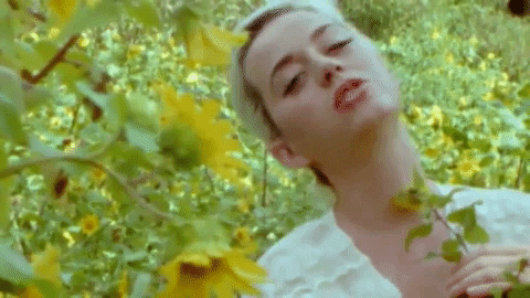 sarrrah giphygifmaker GIF