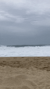 Seas Get Rough in Baja California Sur as Hurricane Norma Approaches