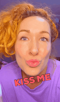 Lisatrauteuch lisatrauteuch deliza kissing GIF