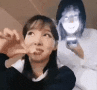 Im Nayeon Momo GIF