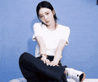 Model Cosmetics GIF