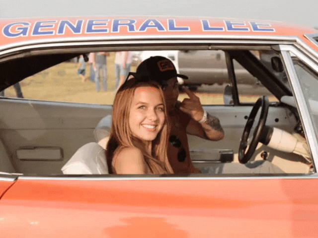 dieselrcorp giphyupload smile wave cars GIF