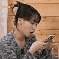 Helmets kpop idol le sserafim chaewon GIF