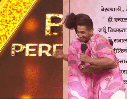 RobzzZzz27 giphygifmaker giphygifmakermobile kisi ki khushi kisi ka gham GIF