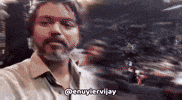 Selfie Leo GIF