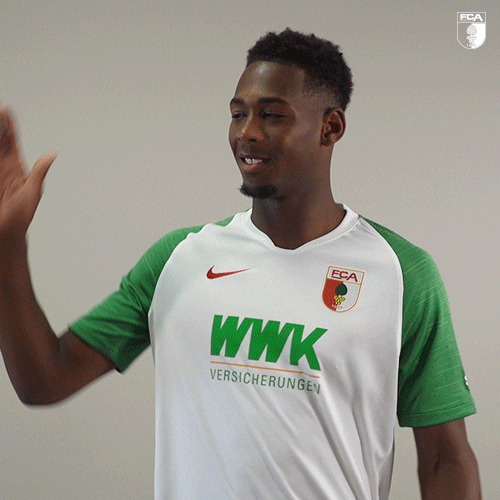 High Five London GIF by FC Augsburg 1907